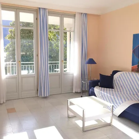 Lugano Apartman *