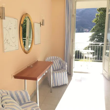 Lugano Apartman *