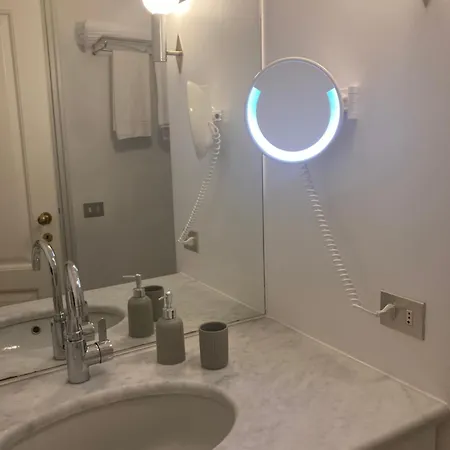 Lugano Apartman *